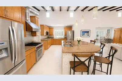 7550 SW 75th St, Miami, FL 33143 - Photo 9