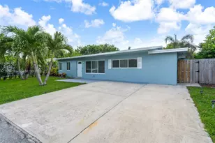 2721 NE 8th Ave, Pompano Beach, FL 33064 - Photo 1
