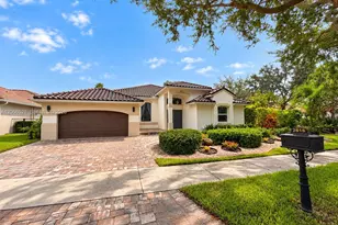 2616 Oakbrook Ct, Weston, FL 33332 - Photo 3