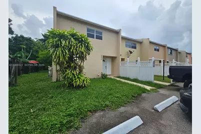 954 SW 74th Ave, North Lauderdale, FL 33068 - Photo 25