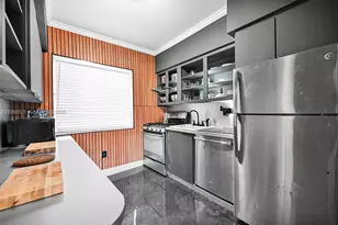 736 13th St, Miami Beach, FL 33139 - Photo 19