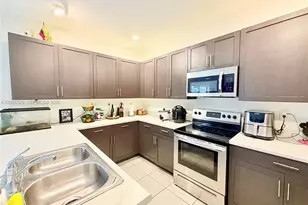 1877 SE 26th Ter, Homestead, FL 33035 - Photo 29