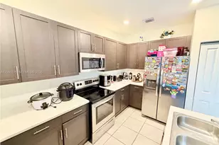 1877 SE 26th Ter, Homestead, FL 33035 - Photo 31
