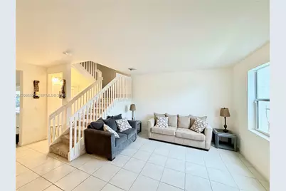 1877 SE 26th Ter, Homestead, FL 33035 - Photo 15