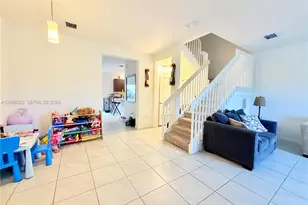 1877 SE 26th Ter, Homestead, FL 33035 - Photo 17