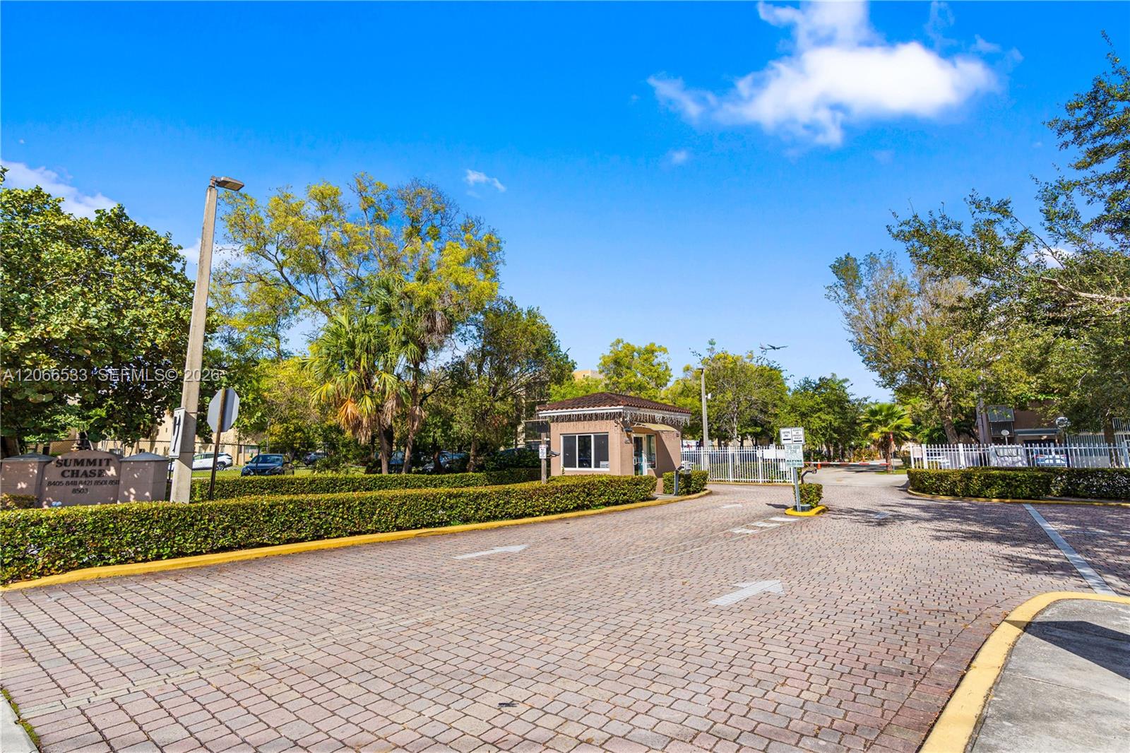8501 NW 8th St #106 - 8501 NW 8th St #106, Miami, FL 33126 Luxury Property | Jose Angel Pina