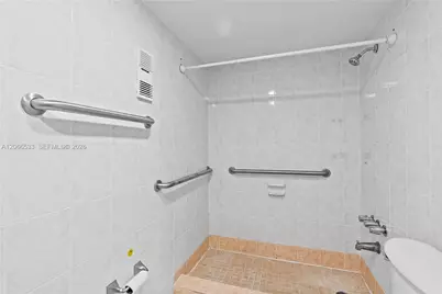 8501 NW 8th St #106, Miami, FL 33126 - Photo 21
