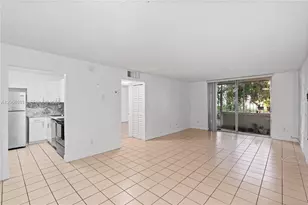 8501 NW 8th St, Miami, FL 33126 - Photo 7