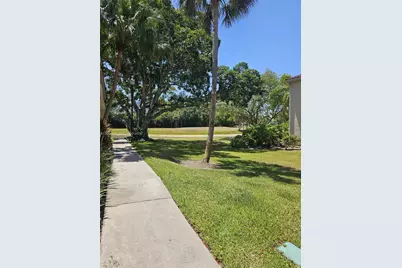 3470 N Pinewalk Dr N #221, Margate, FL 33063 - Photo 7