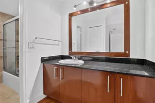 359 Lakeview Dr, Weston, FL 33326 - Photo 21