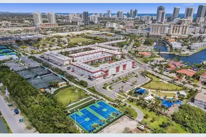 580 Egret Dr #108, Hallandale Beach, FL 33009 - Photo 29