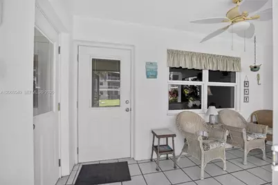 580 Egret Dr #108, Hallandale Beach, FL 33009 - Photo 27