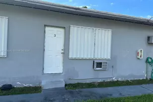 1293 NE 109th St, Miami, FL 33161 - Photo 5