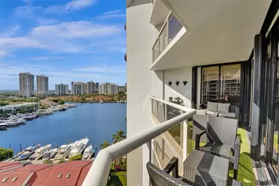 3610 Yacht Club Dr #1206, Aventura, FL 33180 - Photo 47