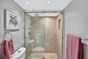2030 S Ocean Dr, Hallandale Beach, FL 33009 - Photo 19