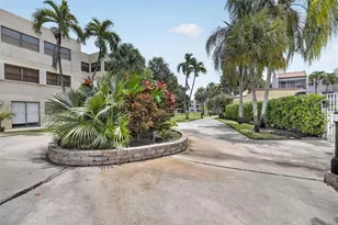 220 Lakeview Dr, Weston, FL 33326 - Photo 35