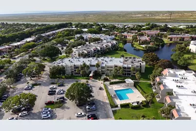 220 Lakeview Dr #210, Weston, FL 33326 - Photo 37