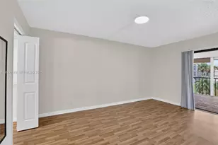 220 Lakeview Dr, Weston, FL 33326 - Photo 19