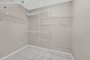 1217 NW 122nd Terrace, Pembroke Pines, FL 33026 - Photo 13