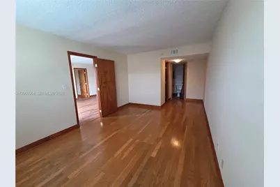 [Address not provided], Hallandale Beach, FL 33009 - Photo 7