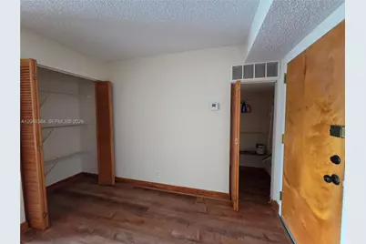 [Address not provided], Hallandale Beach, FL 33009 - Photo 15