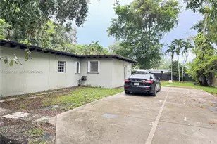 1543 NE 144th St, Miami, FL 33161 - Photo 5