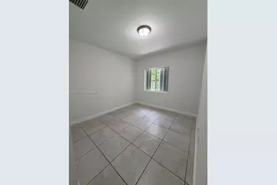 2635 NW 24th Ave, Miami, FL 33142 - Photo 9