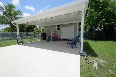 29730 SW 142nd Pl, Homestead, FL 33033 - Photo 17