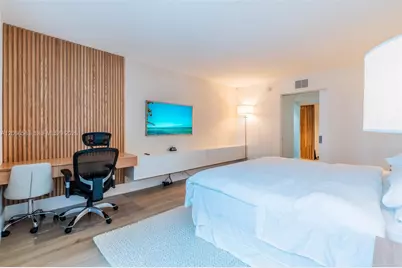 2301 Collins Ave #719, Miami Beach, FL 33139 - Photo 7