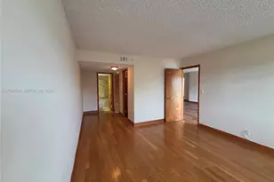 [Address not provided], Hallandale Beach, FL 33009 - Photo 11