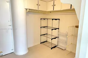 900 Bay Dr, Miami Beach, FL 33141 - Photo 17