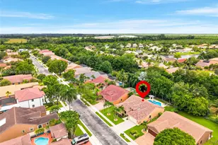 402 SW 200th Terrace, Pembroke Pines, FL 33029 - Photo 39