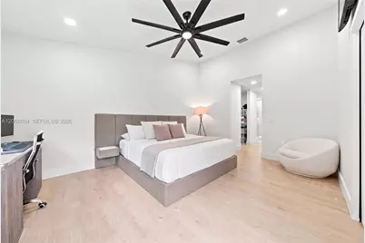 402 SW 200th Ter, Pembroke Pines, FL 33029 - Photo 19