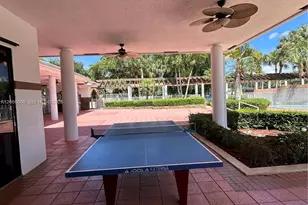 9702 Hammocks Blvd, Miami, FL 33196 - Photo 7
