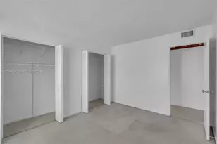 860 NW 106th Ave, Miami, FL 33172 - Photo 17