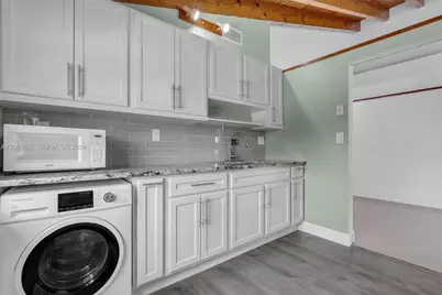 860 NW 106th Ave #3B3-5, Miami, FL 33172 - Photo 7