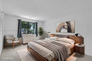 860 NW 106th Ave, Miami, FL 33172 - Photo 13