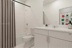 27372 SW 159th Ct, Miami, FL 33031 - Photo 9