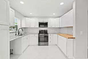 9370 Boca Gardens Pkwy, Boca Raton, FL 33496 - Photo 7