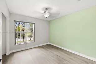 9370 Boca Gardens Pkwy, Boca Raton, FL 33496 - Photo 15