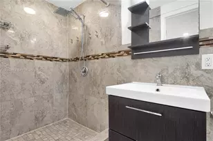 1041 NE 9th Ave, Fort Lauderdale, FL 33304 - Photo 13