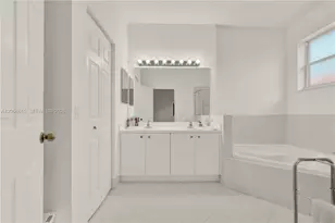 9318 SW 220th St, Cutler Bay, FL 33190 - Photo 29