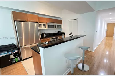 244 Biscayne Blvd #808, Miami, FL 33132 - Photo 1