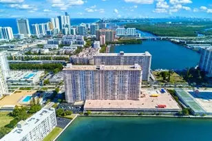 251 174th St, Sunny Isles Beach, FL 33160 - Photo 37