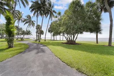 3 Grove Isle Dr #C1208, Miami, FL 33133 - Photo 17