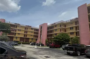 8775 Park Blvd, Miami, FL 33172 - Photo 29