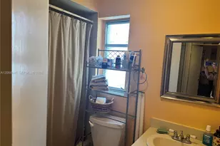 8775 Park Blvd, Miami, FL 33172 - Photo 19
