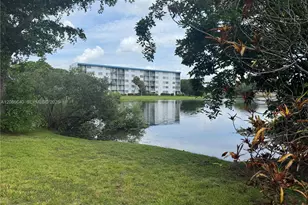 8775 Park Blvd, Miami, FL 33172 - Photo 31