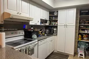 8775 Park Blvd, Miami, FL 33172 - Photo 5