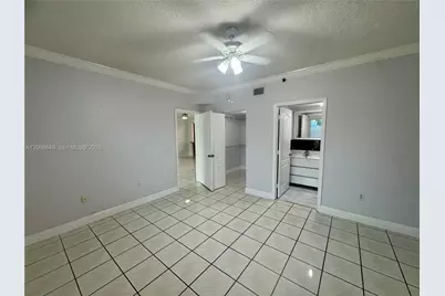 8380 NW 103rd St #105G, Hialeah Gardens, FL 33016 - Photo 17